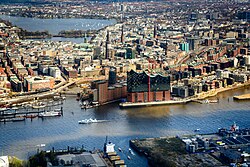 250px Hubschrauberflug Hamburg