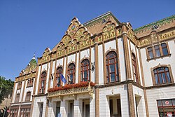Study in Hungary for international students 250px KiskunfC3A9legyhC3A1za2C VC3A1roshC3A1za 2019 06